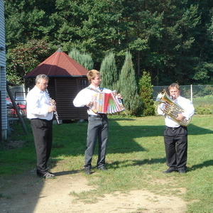 Zaigrali so nam člani folklorne skupine 'Dravca' iz Dravograda